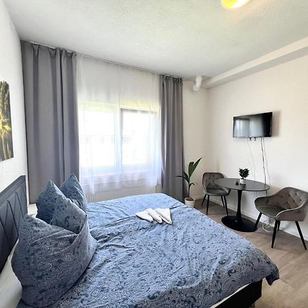 Budget City Appartement Kueche,Bad, Parken Im Zentrum Von 拉芬斯堡 外观 照片